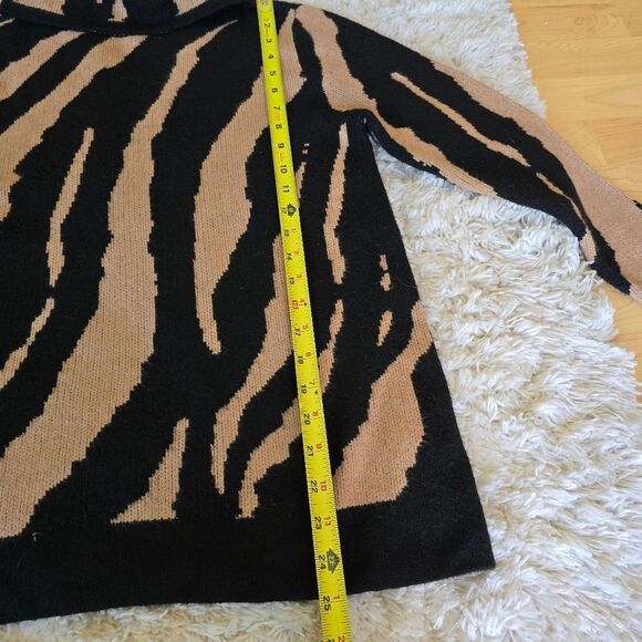 Soft Surroundings Black and Tan Zebra Stripesl Sweater Cowl Neck Size Small - Picture 6 of 9